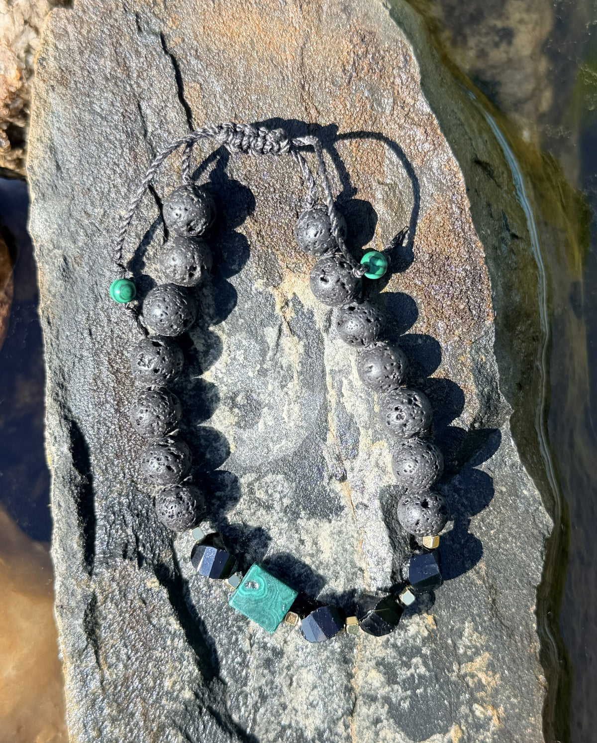 0027 - Black lava with black onyx & malachite