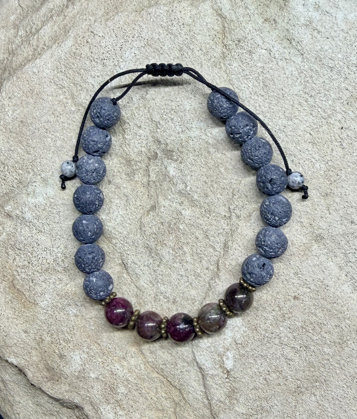 0040 - Gray lava with mauve rubelite tourmaline